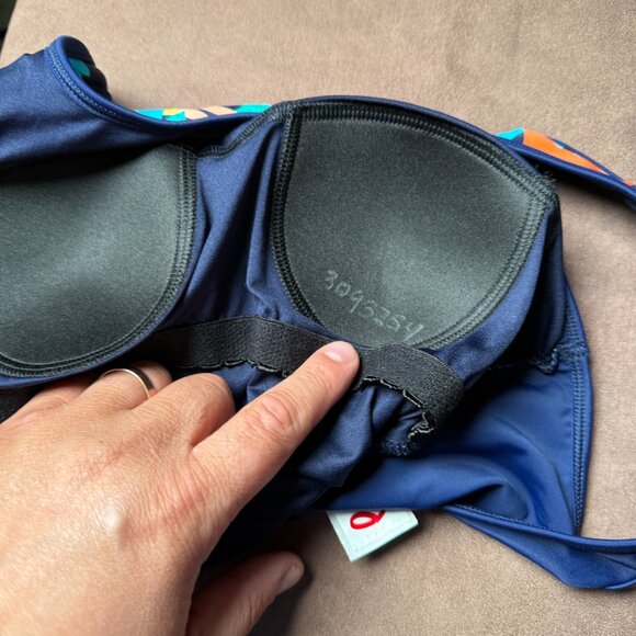 Lands' End Women's 2, 4 LONG Soft Cup Tugless Sporty One Piece Swimsuit Chlorine - Picture 7 of 9